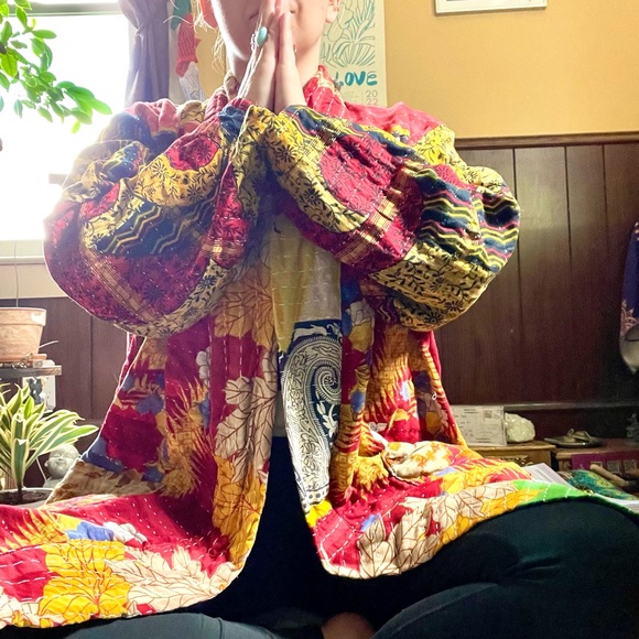 Kantha Bae OG Trench - Picture 7 of 9